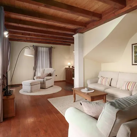 Sandy Villa