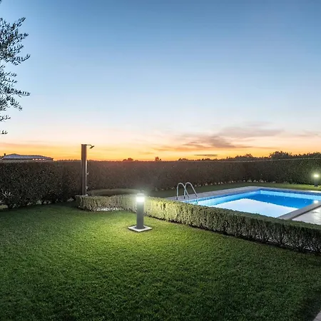 Sandy Villa *